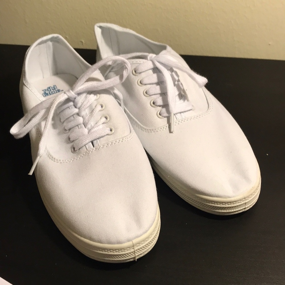 Wild Fable White Shoes